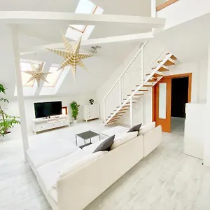  Apartamento Loft With Rooftop And Free Parking In Garage