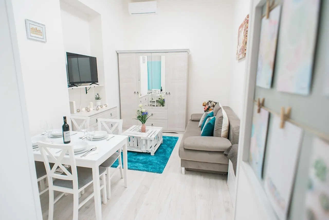 Vintage Apartment In The Center Budapest